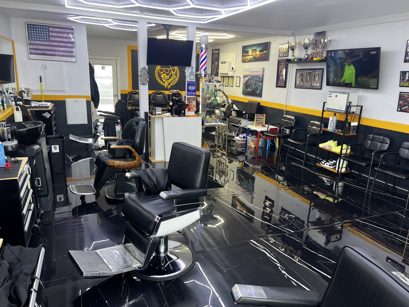 Inside Cohen Barbershop AZ